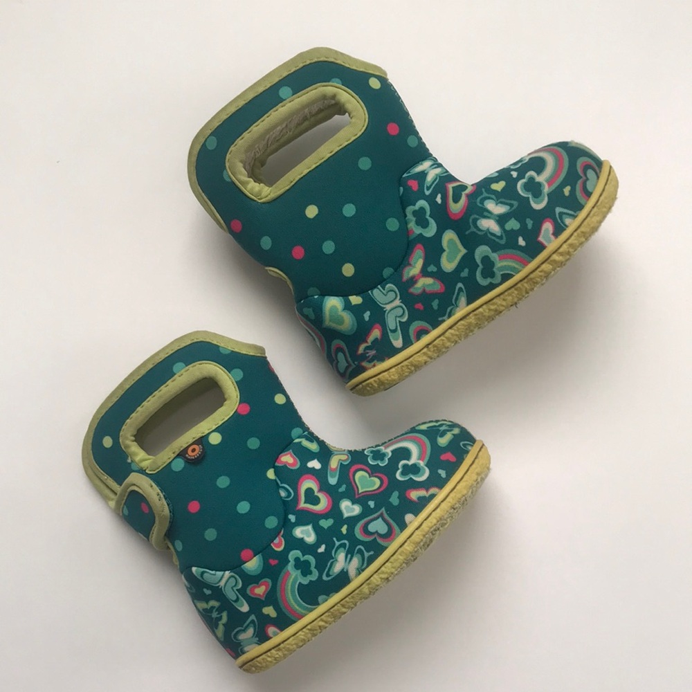 Baby Bogs Rainbow Boots (size 5)